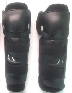 RODILLERA ADULTO XFOUR HARD...